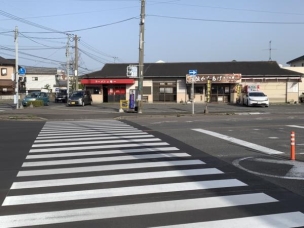 角子原陸橋店舗